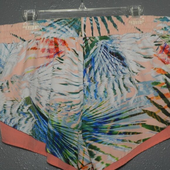 Fabletics Womens Peach And Multicolor Tropical Print Athletic Shorts Size Large - Picture 4 of 8